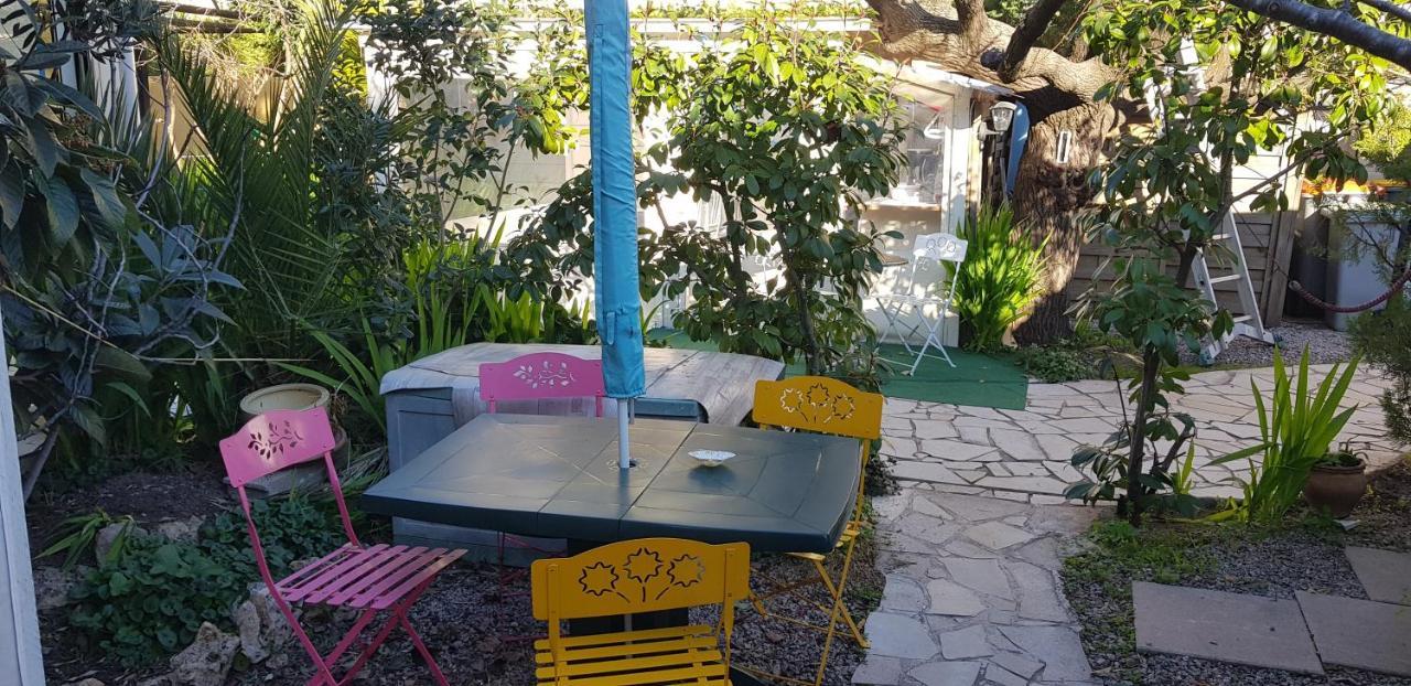 Le Soleil Bleu Bed & Breakfast Fréjus