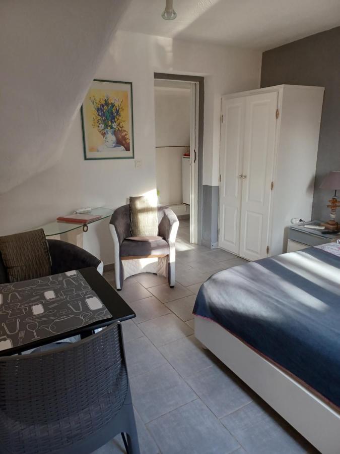 Le Soleil Bleu Bed & Breakfast 3*