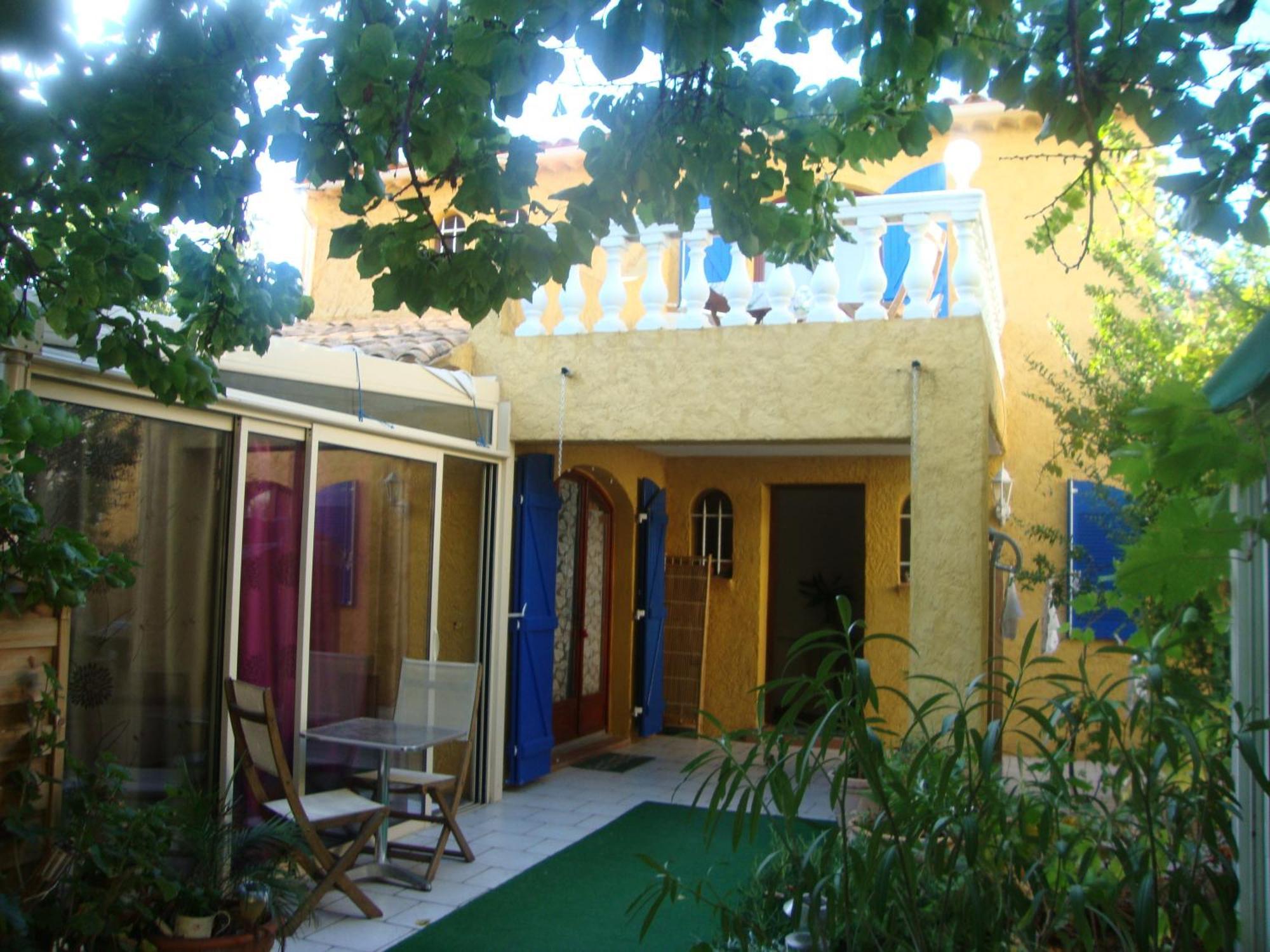 Bed & Breakfast Le Soleil Bleu Fréjus