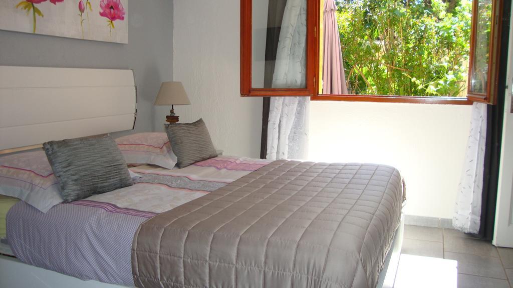 Bed & Breakfast Le Soleil Bleu Fréjus